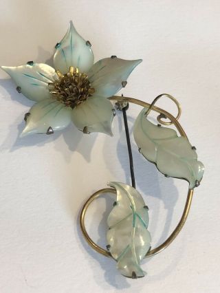 Vintage Mother Of Pearl Flower Pin Brooch Ocean Treasures Gf