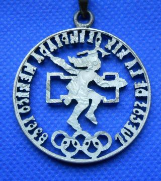 Vintage 1968 Cut Out Olympic Mexican Coin Pendant 25 Peso MEXICO Jewelry 2