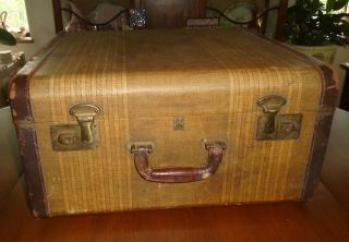 Vintage 1940s Belber Travel Luggage Striped Tweed Suitcase 17x18x9.  5 40s