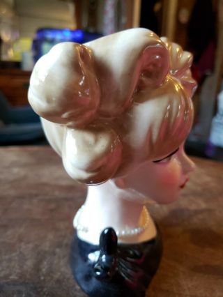 Vintage Lady Head Vase / Planter Unknown Maker Black Dress Blonde hair 3