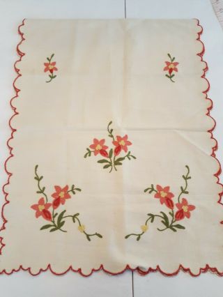 Vintage Table Runner Dresser Scarf Flowers Crewel Embroidery Crochet Edging