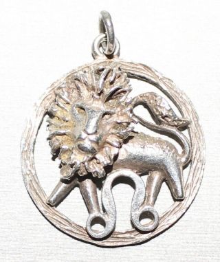 Vintage Estate 925 Sterling Silver 1976 Lion Leo Horoscope Pendant Charm