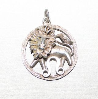 Vintage estate 925 sterling silver 1976 lion leo horoscope pendant charm 2