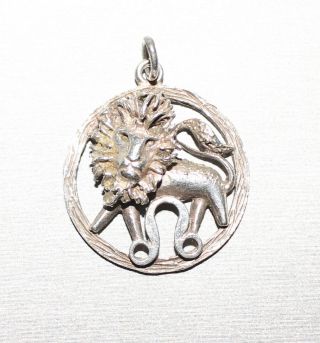 Vintage estate 925 sterling silver 1976 lion leo horoscope pendant charm 5