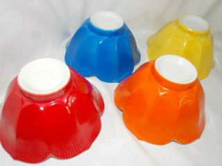 Set Of 4 Vintage Japanese Porcelain Lotus Petal Bowls - Ice Cream,  Candy Dish