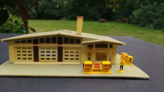 Vintage Train N Scale Shell Gas Station