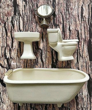 Miniature Bathroom Set 4pc.  Ivory Color Tub/toilet/sink/mirror