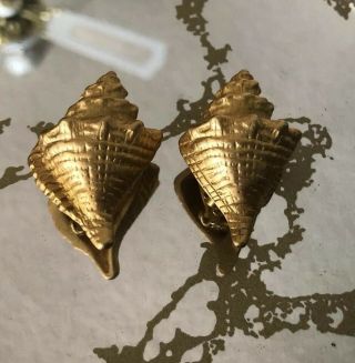Vintage Carlisle Signed Large Gold Tone Sea Shells Clip On Earrings
