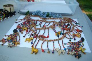 Vintage Colorful African Safari Carved Animals Tribal Necklace With Earrngs