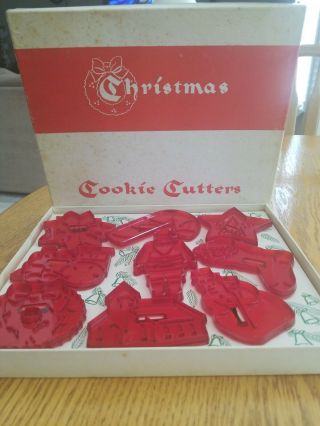 Orig Box Set Of 9 Vintage 1960s Santa Christmas Cookie Cutters Red Plastic Hrm