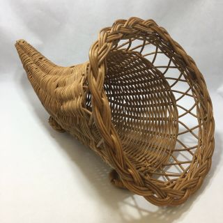 Vintage Wicker Woven Cornucopia Horn Of Plenty Basket Feet Hanger Open Work
