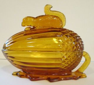 Vintage Squirrel Sitting on Nut L.  E.  SMITH Amber Glass Covered Candy Dish 4