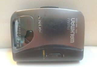 Vintage Sony Walkman Wm - Fx123 Cassette Am/fm Mega Bass