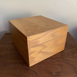 Vintage Hedberg Oak Wood Card File Recipe Storage Box 589 W/siiding Divider