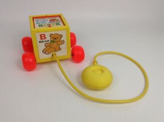 Fisher Price 760 Peek - A - Boo Block Pop - Up Pull Toy Vintage 1970