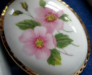 Vintage Signed Aynsley Fine Bone China Painted Flower Brooch Gilt Edge - R227