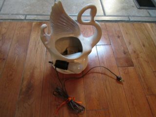 Vintage Mid Century Maddox Of California Art Pottery Ceramic Swan TV /Table Lamp 4