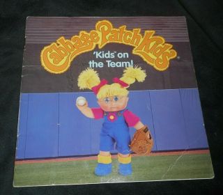 Vintage 1997 Cabbage Patch Kids On The Team Real Doll Pictures Book
