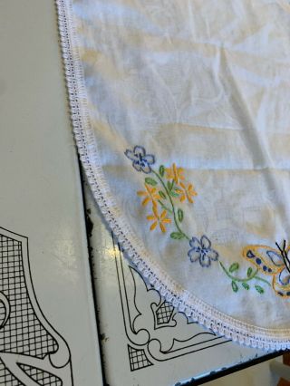 Vintage Hand Embroidered Table Linen Dresser Scarf Butterfly 14.  5 