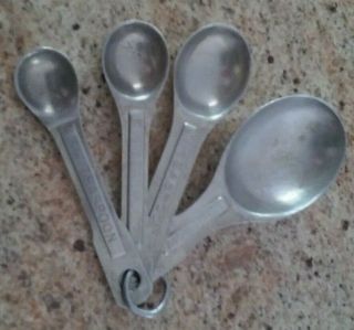 Vintage Set Of 4 Us Standard Aluminum Measuring Spoons On Ring