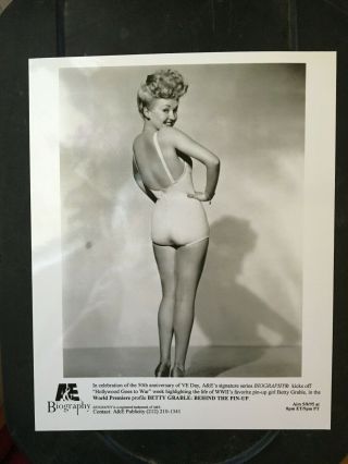 Betty Grable 2 Vintage Press Headshot Photo