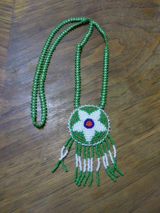 Vintage Green And White Flower Hand Beaded Native American Necklace Mexico