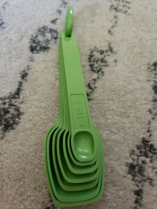 Vintage Tupperware Measuring Spoons Lime Green W/ring 2
