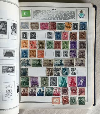 Vintage 1961 Harris AMBASSADOR STAMP ALBUM w/ 1000,  WW hinged Stamps,  562 pages 4