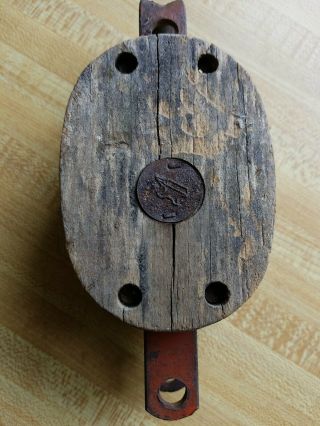 Vintage Pulley Single Anvil Maker American (block And Tackle)