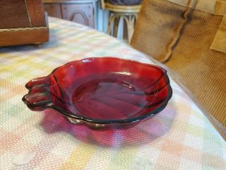 Vintage Anchor Hocking Ruby Red Glass Leaf Shaped Ashtray 3