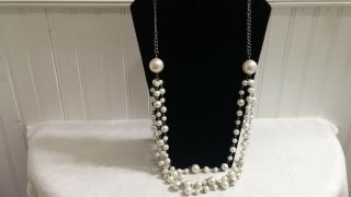 Vintage Silvertone Metal Faux Pearl Glass Bead 34 