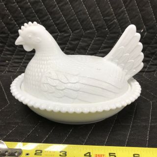Vintage Indiana White Milk Glass Figural Candy Dish Chicken Hen On Nest