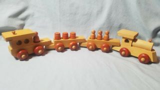 Vintage Montgomery Schoolhouse Wooden Train Toy 4 Cars With People And Barrels