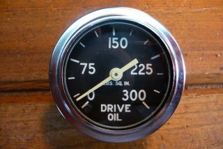 Vintage Drive Oil Pressure Gauge 0 - 300 Ac Usa 2 "