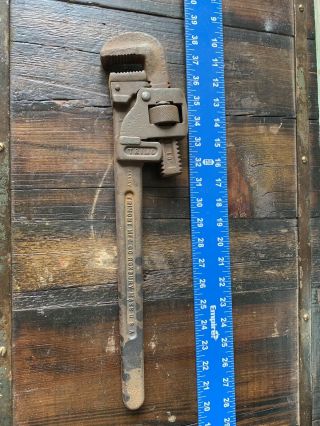 Vintage Trimont Mfg Co.  Pipe Wrench 18” Heavy Duty