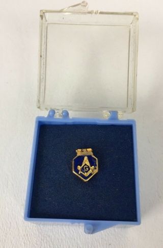 Vintage Masonic Lapel Pin Tie Tack Gold Tone Blue Enamel