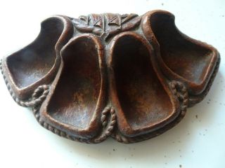 Vintage Syroco Pipe Rest