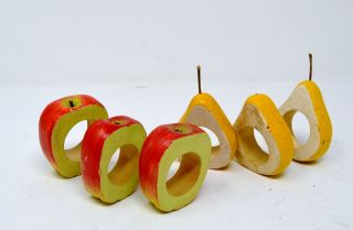 Set Of 6 Vintage Wooden Napkin Rings Holders 3 Apple & 3 Pear Shape
