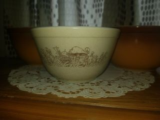 3 Vintage PYREX mixing bowls.  1 mushroom pattern.  750 MLS.  2 brown 1 1/2 qt. 3