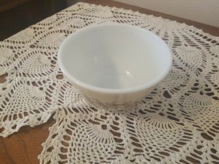 3 Vintage PYREX mixing bowls.  1 mushroom pattern.  750 MLS.  2 brown 1 1/2 qt. 5