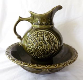 Vintage 1968 Mccoy Pottery Olive Green Pitcher & Bowl Set W/ Turkey Exc