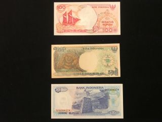 Indonesia Vintage Paper Money 1992 Uncirculated 100,  500,  1000 Rupiah