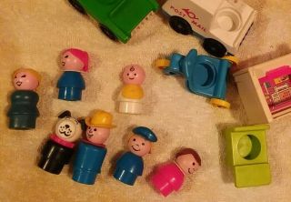 Vintage Fisher Price Little People MAIL TRUCK,  POLICE CAR,  PHONE BOOTH & FIGURES 2