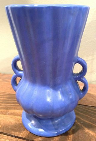 Vintage Mid - Century Mccoy Cobalt Blue 6 " Fluted Vase W/ Double Handles