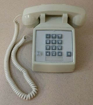 Vintage Starplus Vodavi Cream Beige Tan Single Line Analog Corded Desk Phone