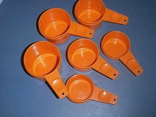 Tupperware Complete Set Of 6 Vintage Orange Measuring Cups