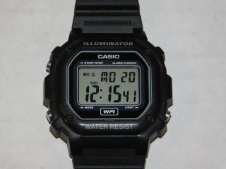 Vtg Casio F - 108wh Mens Watch Alarm Chronograph Stopwatch Light Water Resistant