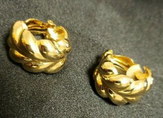 Vintage Joan Rivers Clip - On Gold Toned Earrings Costume Jewelry