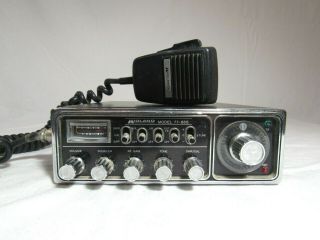 Vintage 1976 Midland International Cb Radio Model 77 - 888 40 Channel W/ Mic