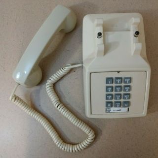 Vintage GTE HAC 2500 - 20M Single Line Push Button Cream Analog Corded Desk Phone 2